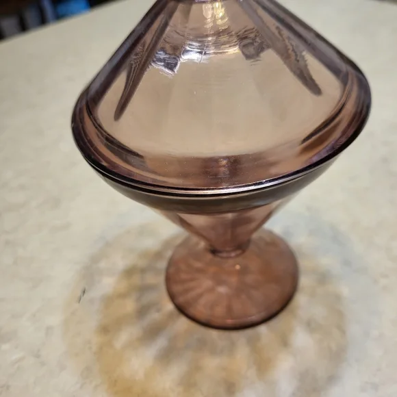 Faceted glass covered candy dish in striking plum color - Picture 2 of 11